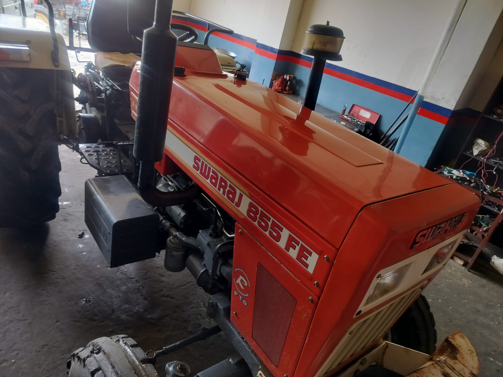 Swaraj 855 FE