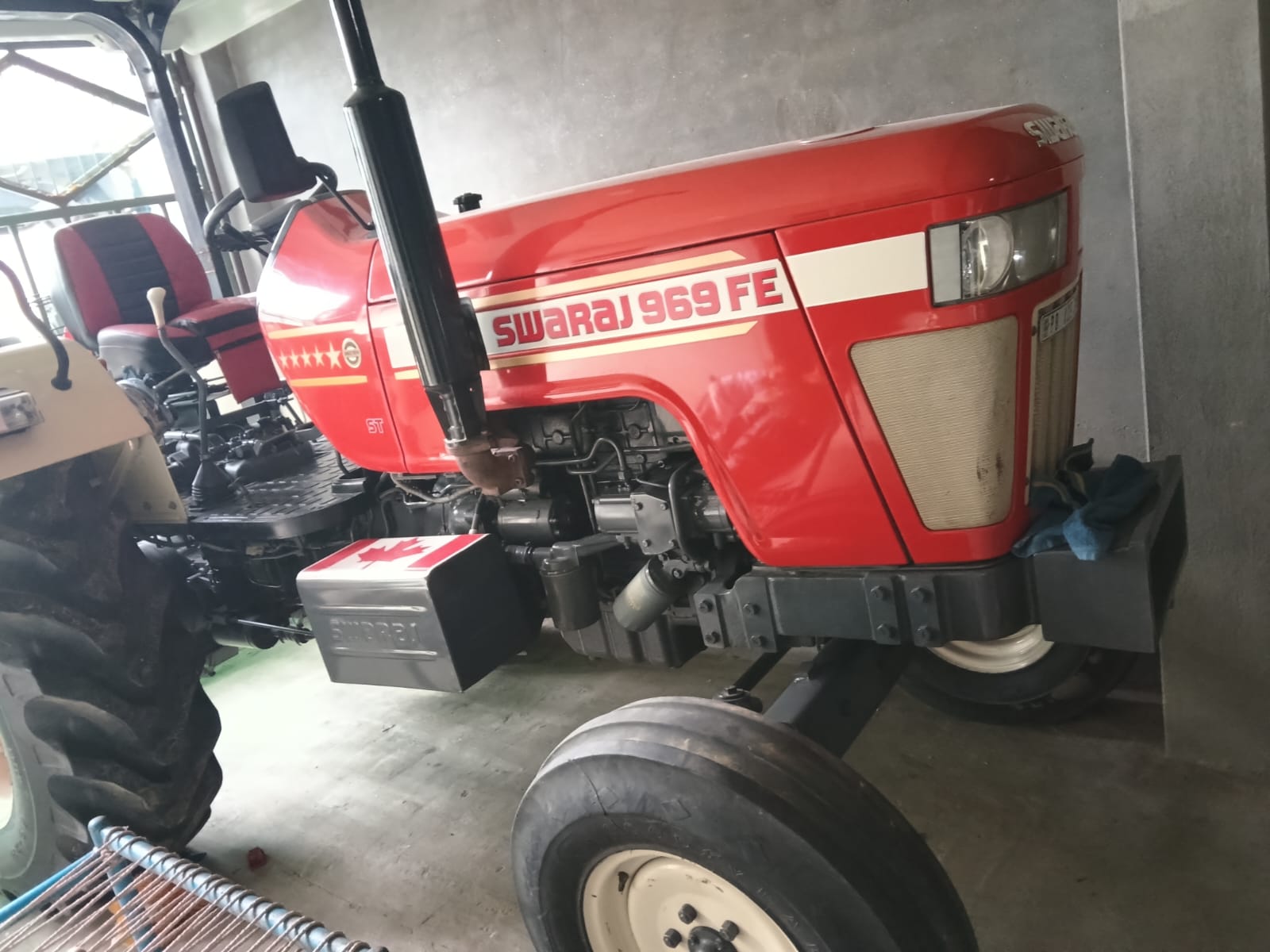 SWARAJ 969 FE