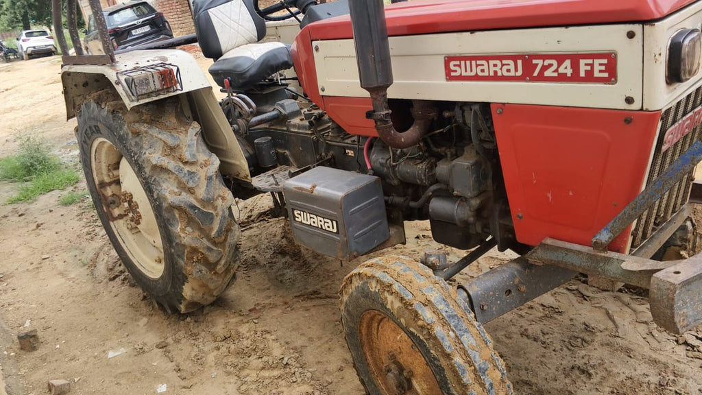 Swaraj 724 FE