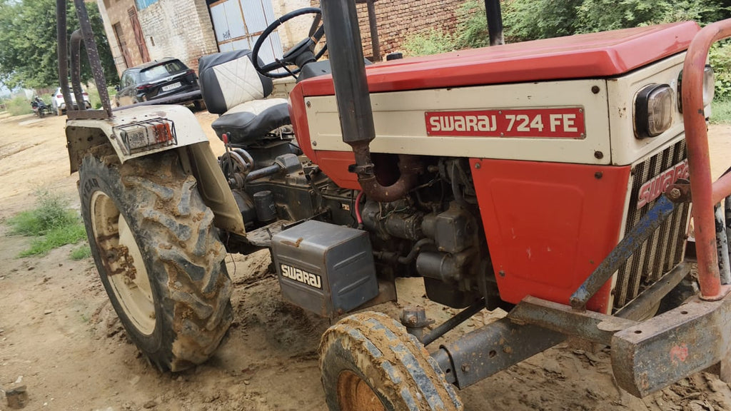 Swaraj 724 FE
